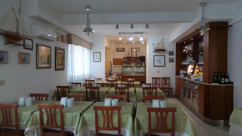 Hotel Europa Albissola Marina Esterno foto